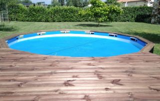 piscine tubulaire et terrasse bois